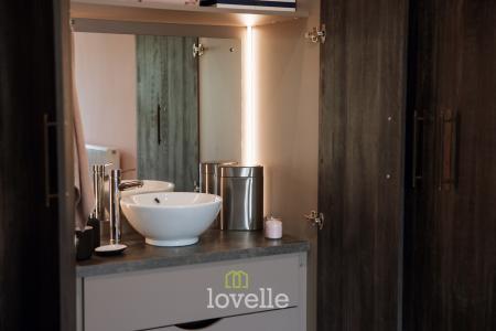 5 bedroom Detached house for sale in Church Lane, Marshchapel, DN36