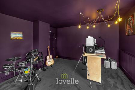 5 bedroom Detached house for sale in Church Lane, Marshchapel, DN36