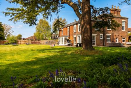 5 bedroom Detached house for sale in Church Lane, Marshchapel, DN36