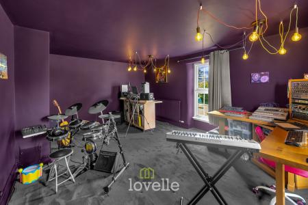 5 bedroom Detached house for sale in Church Lane, Marshchapel, DN36