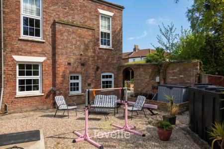 5 bedroom Detached house for sale in Church Lane, Marshchapel, DN36