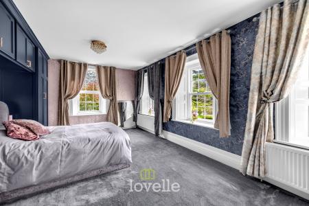 5 bedroom Detached house for sale in Church Lane, Marshchapel, DN36