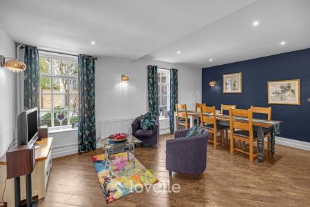 5 bedroom Detached house for sale in Church Lane, Marshchapel, DN36