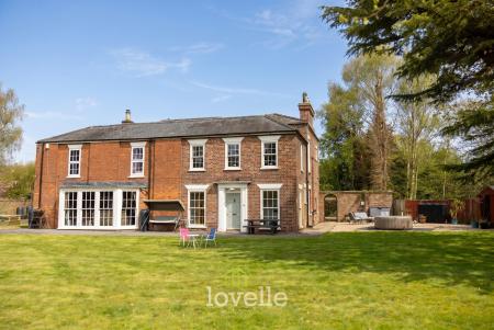 5 bedroom Detached house for sale in Church Lane, Marshchapel, DN36