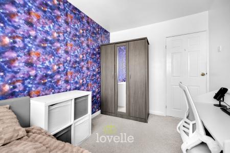 4 bedroom Semi-detached house for sale in Charles Avenue, New Waltham, DN36