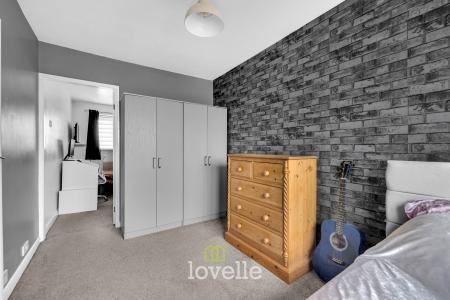 4 bedroom Semi-detached house for sale in Charles Avenue, New Waltham, DN36