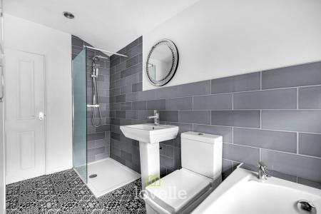 3 bedroom Detached house for sale in Main Street, Fulstow, LN11