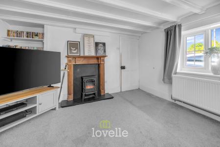 2 bedroom Cottage for sale in Hallgarth, Marshchapel, DN36