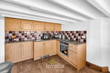 2 bedroom Cottage for sale in Hallgarth, Marshchapel, DN36