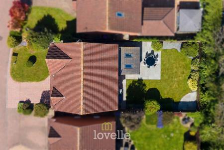 4 bedroom Detached house for sale in St Johns Gate, Tetney, DN36