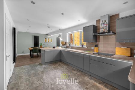 4 bedroom Detached house for sale in St Johns Gate, Tetney, DN36