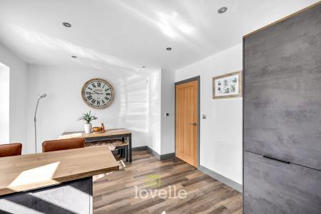3 bedroom Semi-detached house for sale in Highgate, Cleethorpes, DN35