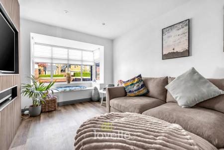 3 bedroom Semi-detached house for sale in Highgate, Cleethorpes, DN35