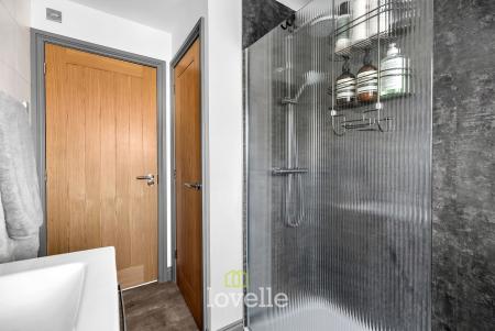 3 bedroom Semi-detached house for sale in Highgate, Cleethorpes, DN35