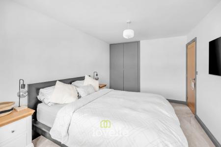 3 bedroom Semi-detached house for sale in Highgate, Cleethorpes, DN35