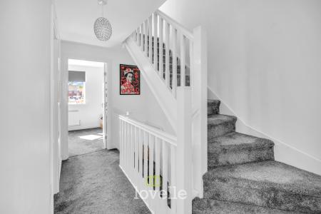 3 bedroom Terraced House for sale in Parklands Avenue, Humberston, DN36