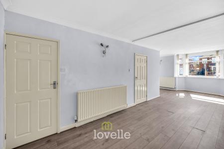 3 bedroom Semi-detached house for sale in Davie Place, Cleethorpes, DN35
