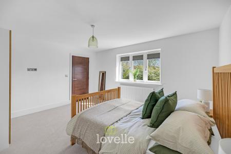 6 bedroom Detached house for sale in Beck Drive, Tetney, DN36