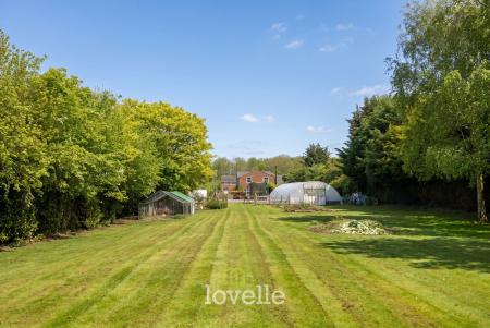 6 bedroom Detached house for sale in Northway, Fulstow, LN11