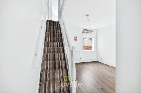 2 bedroom Terraced House for sale in Johnson Street, Cleethorpes, DN35