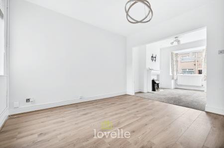 2 bedroom Terraced House for sale in Johnson Street, Cleethorpes, DN35