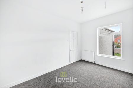 2 bedroom Terraced House for sale in Johnson Street, Cleethorpes, DN35