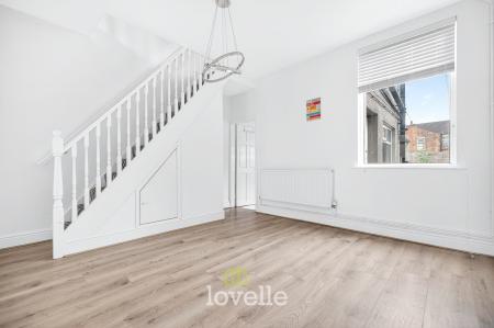 2 bedroom Terraced House for sale in Johnson Street, Cleethorpes, DN35