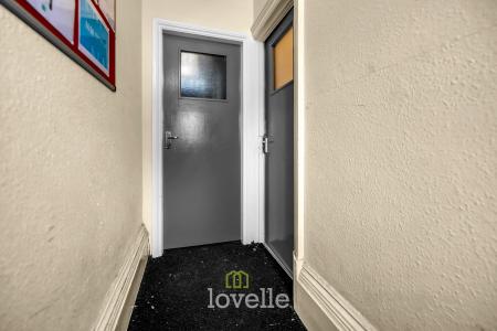4 bedroom Terraced House for sale in Clee Road, Cleethorpes, DN35