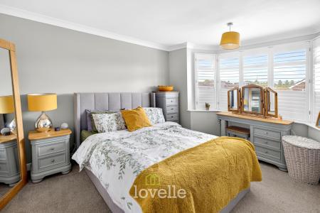 2 bedroom Bungalow for sale in Stephen Crescent, Humberston, DN36