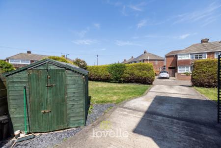 2 bedroom End of terrace house for sale in Penshurst Road, Cleethorpes, DN35