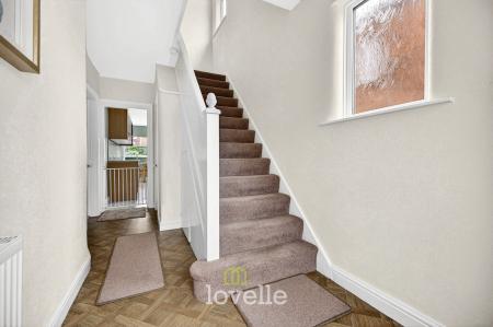 3 bedroom Semi-detached house for sale in Queen Mary Avenue, Cleethorpes, DN35