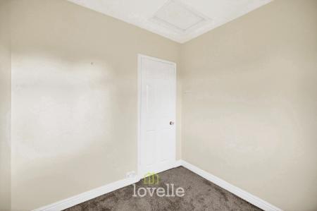 3 bedroom Semi-detached house for sale in Queen Mary Avenue, Cleethorpes, DN35