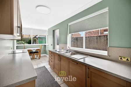 3 bedroom Semi-detached house for sale in Queen Mary Avenue, Cleethorpes, DN35