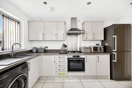 2 bedroom Terraced House for sale in Trondheim Close, New Waltham, DN36