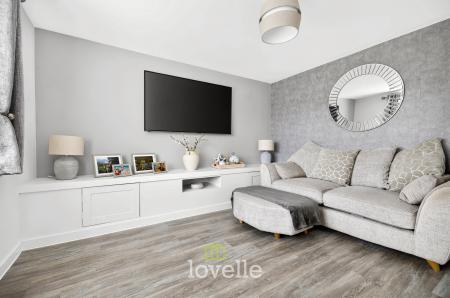 3 bedroom Detached house for sale in Heathland Way, Humberston, DN36