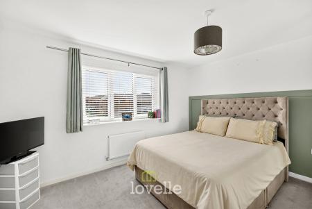 3 bedroom Detached house for sale in Heathland Way, Humberston, DN36