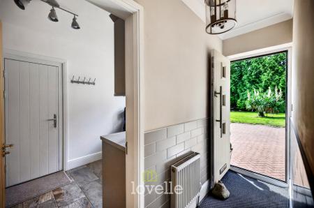 4 bedroom Detached bungalow for sale in Humberston Avenue, Humberston, DN36