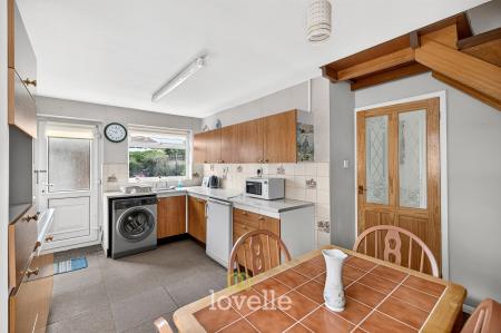 4 bedroom Semi-detached bungalow for sale in St Mathews Road, Humberston, DN36