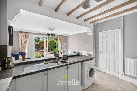 3 bedroom Terraced House for sale in Campden Crescent, Cleethorpes, DN35