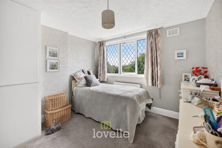 3 bedroom Terraced House for sale in Campden Crescent, Cleethorpes, DN35