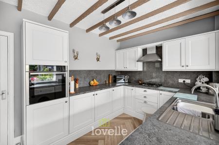 3 bedroom Terraced House for sale in Campden Crescent, Cleethorpes, DN35