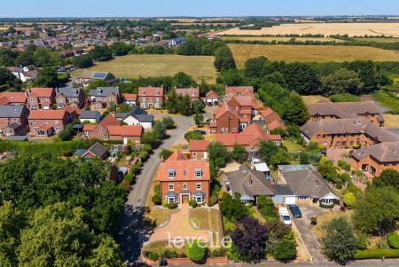 6 bedroom Detached house for sale in Church View, Tetney, DN36