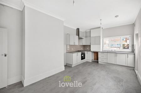 3 bedroom Semi-detached house for sale in Elliston Street, Cleethorpes, DN35