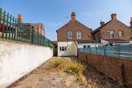 3 bedroom Semi-detached house for sale in Elliston Street, Cleethorpes, DN35