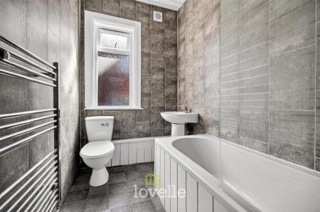 3 bedroom Semi-detached house for sale in Elliston Street, Cleethorpes, DN35