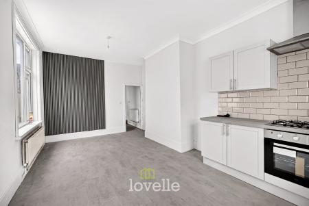 3 bedroom Semi-detached house for sale in Elliston Street, Cleethorpes, DN35