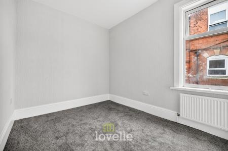 3 bedroom Semi-detached house for sale in Elliston Street, Cleethorpes, DN35