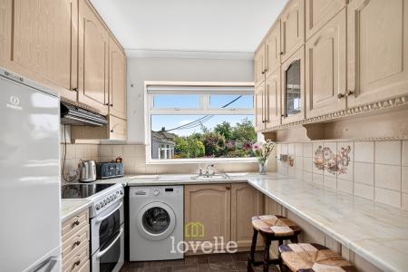 2 bedroom Bungalow for sale in Derwent Drive, Humberston, DN36