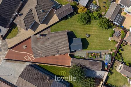 3 bedroom Detached bungalow for sale in Mayfair Court, Cleethorpes, DN35