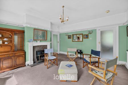 3 bedroom Detached bungalow for sale in Humberston Avenue, Humberston, DN36